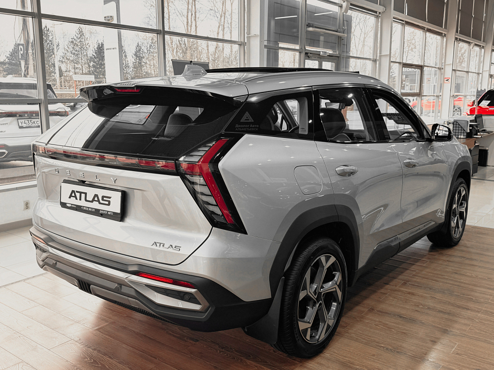 Geely Atlas Flagship, серебряный