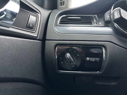 Skoda Superb Ambition, 2012 года, пробег 194238 км