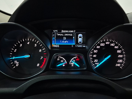 Ford Kuga Titanium Plus, 2014 года, пробег 175434 км