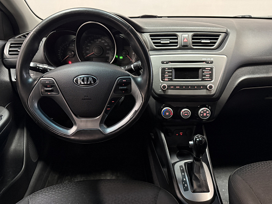 Kia Rio, 2016 года, пробег 120000 км