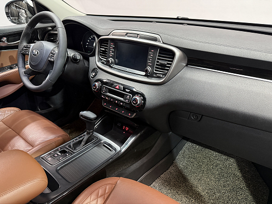 Kia Sorento Premium, 2017 года, пробег 195000 км