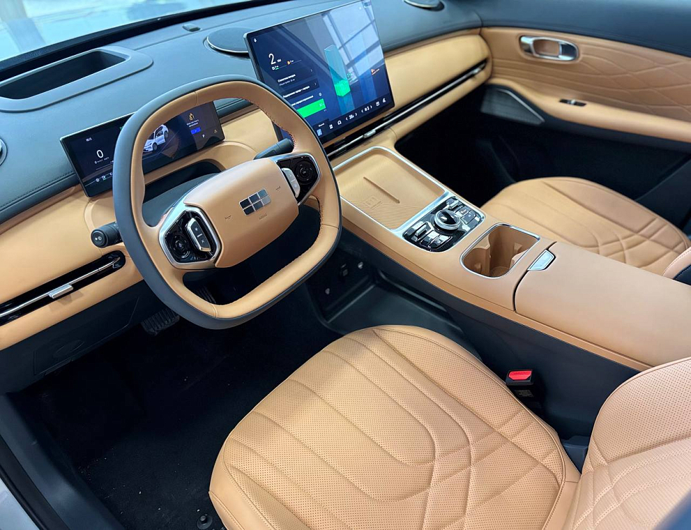 Geely EX5 EM-i Про, серебряный