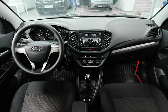 Lada (ВАЗ) Vesta Classic Start, 2016 года, пробег 98000 км