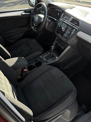 Volkswagen Tiguan Exclusive, 2018 года, пробег 162841 км