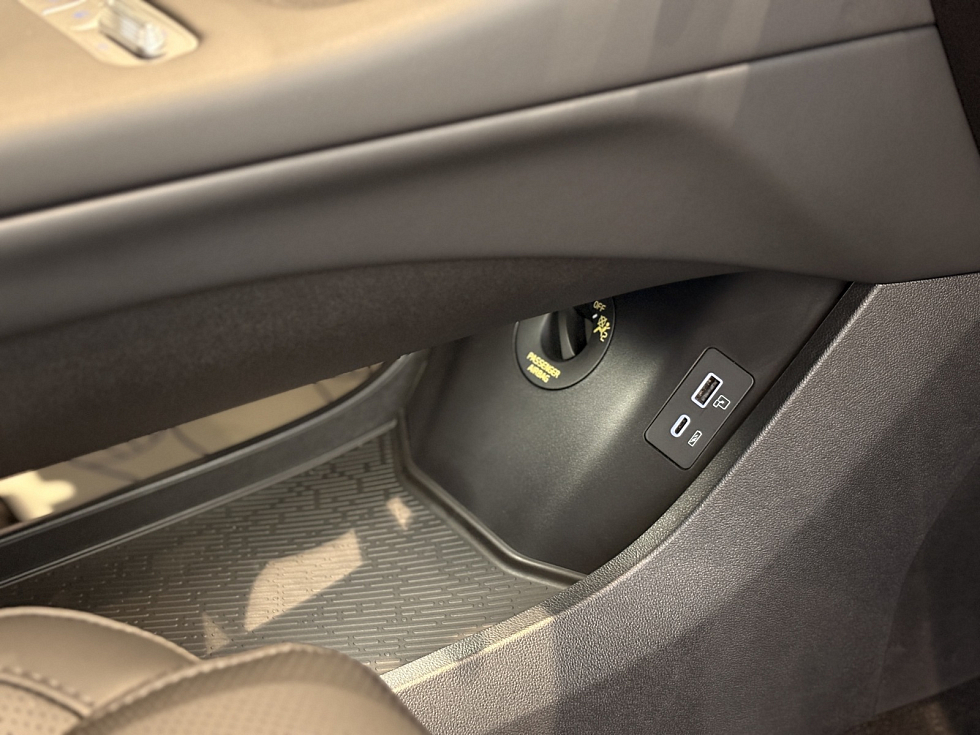 Omoda C7 Active, белый