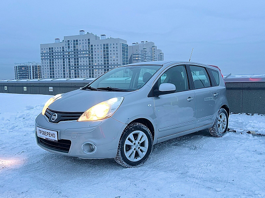 Nissan Note Tekna, 2012 года, пробег 180000 км