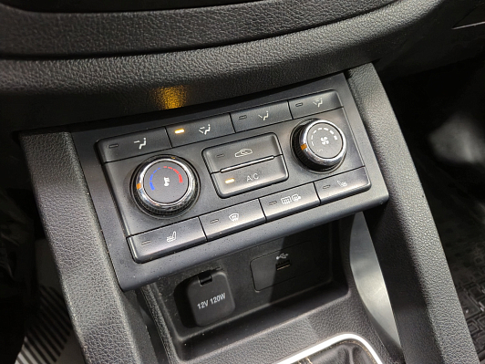 FAW Besturn X40 Basic, 2020 года, пробег 48386 км