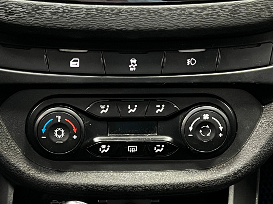 Lada (ВАЗ) Vesta Comfort, 2017 года, пробег 151205 км