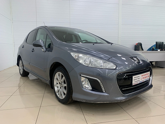 Peugeot 308, 2011 года, пробег 130000 км