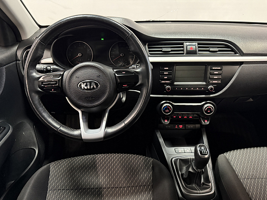 Kia Rio Luxe, 2019 года, пробег 92000 км