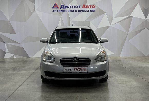 Hyundai Verna GL airbag-passenger BY001104E, 2007 года, пробег 258687 км