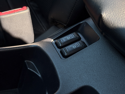 Mitsubishi Lancer Invite, 2012 года, пробег 190520 км