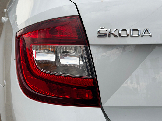 Skoda Rapid Hockey Edition Ambition, 2019 года, пробег 97248 км
