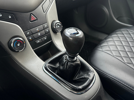 Chevrolet Cruze LS, 2010 года, пробег 255600 км