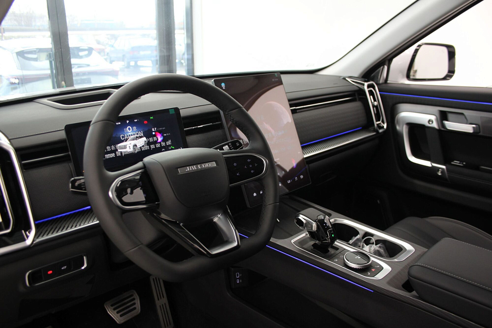 Jaecoo J7 Престиж, белый