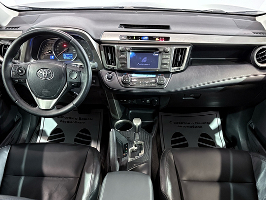 Toyota RAV4, 2012 года, пробег 146024 км