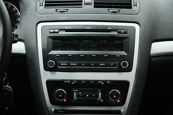 Skoda Octavia Ambition, 2011 года, пробег 133000 км