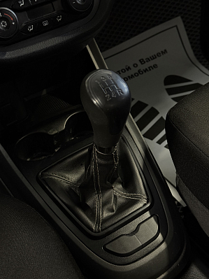 Lada (ВАЗ) Vesta 50 Anniversary, 2020 года, пробег 128100 км