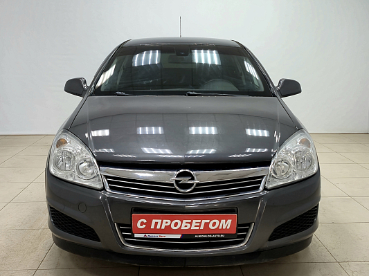 Opel Astra, 2011 года, пробег 191809 км