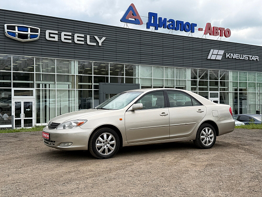 Toyota Camry, 2002 года, пробег 277000 км