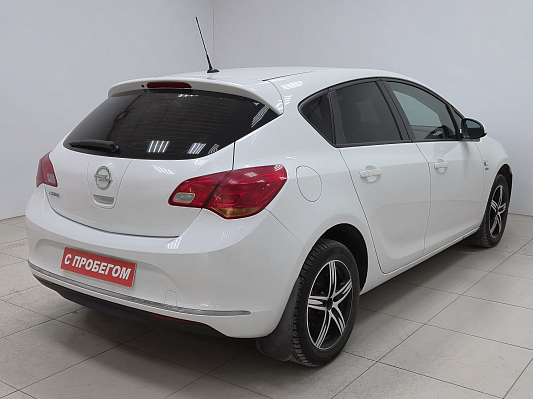 Opel Astra Cosmo, 2013 года, пробег 202876 км