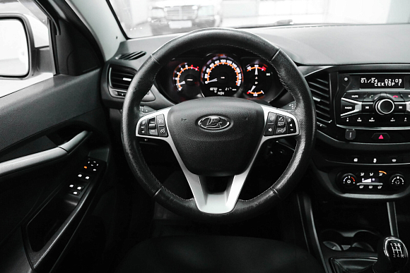 Lada (ВАЗ) Vesta, 2020 года, пробег 132673 км