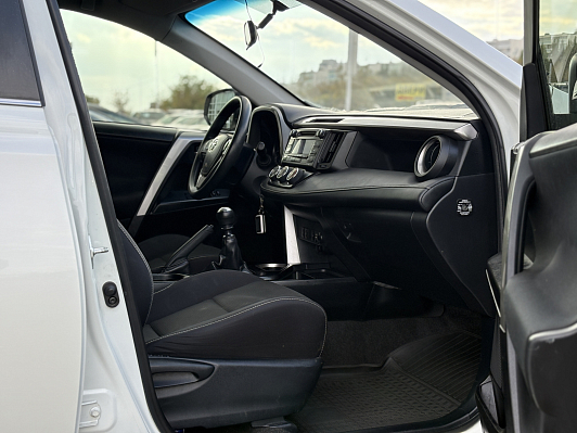 Toyota RAV4, 2016 года, пробег 162100 км