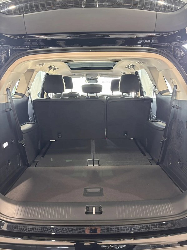 Hongqi HS7 Делюкс (Deluxe), черный