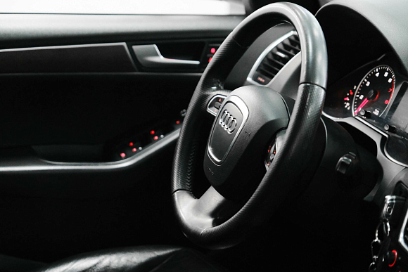 Audi Q5, 2011 года, пробег 148463 км