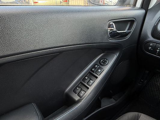 Kia Cerato Prestige, 2014 года, пробег 183000 км