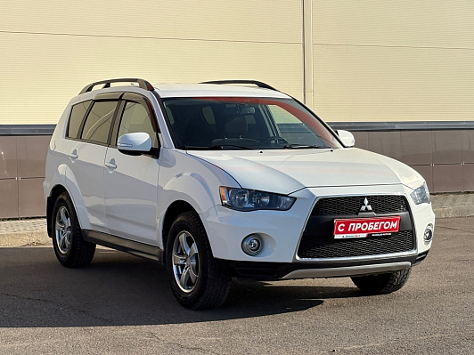 Mitsubishi Outlander Intense, 2011 года, пробег 267000 км