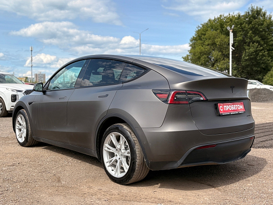 Tesla Model Y, 2021 года, пробег 44150 км