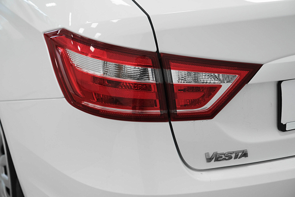 Lada (ВАЗ) Vesta Comfort, 2020 года, пробег 64000 км