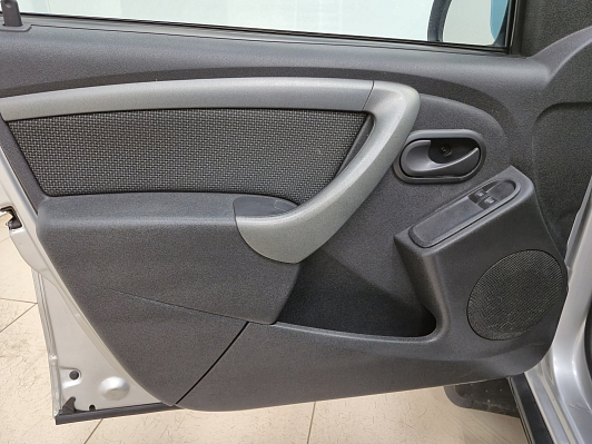 Renault Duster Authentique, 2017 года, пробег 106239 км