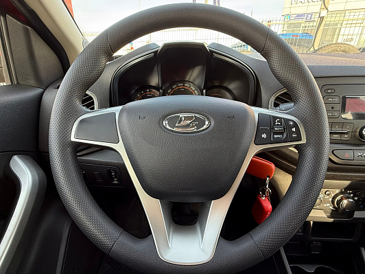 Lada (ВАЗ) XRAY Comfort, 2020 года, пробег 55795 км