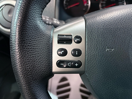 Nissan Note Luxury, 2013 года, пробег 217000 км