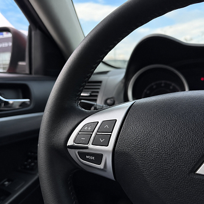 Mitsubishi Lancer, 2011 года, пробег 278868 км