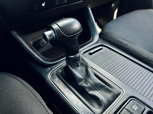 Kia Sorento New Comfort (2015), 2014 года, пробег 230000 км