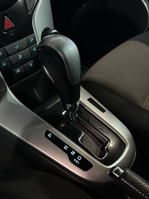 Chevrolet Cruze LT, 2013 года, пробег 180000 км