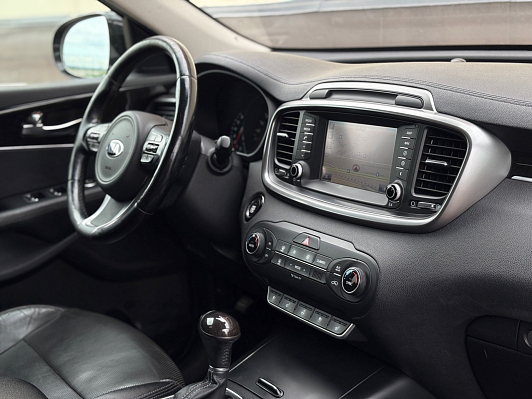 Kia Sorento Prestige 2015, 2016 года, пробег 267000 км