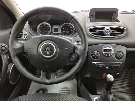 Renault Clio, 2009 года, пробег 212800 км