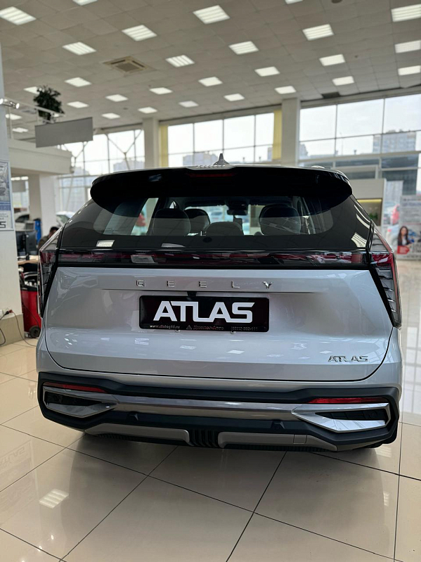 Geely Atlas Спорт, серебряный