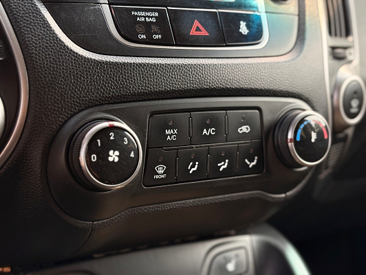 Hyundai ix35 Start, 2010 года, пробег 273004 км