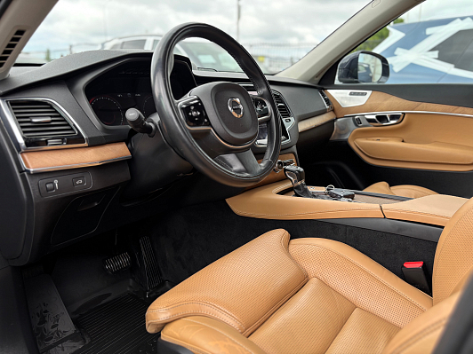 Volvo XC90 Inscription, 2015 года, пробег 97207 км