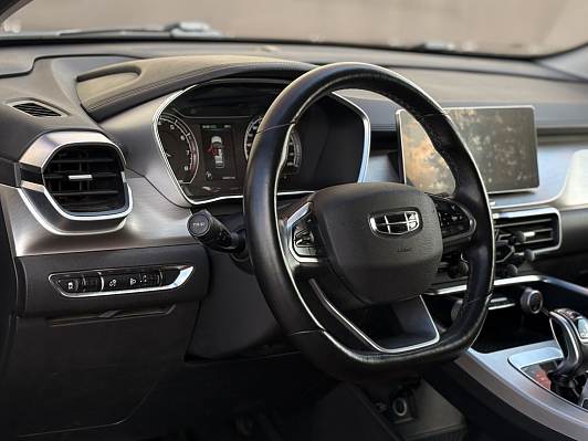 Geely Coolray Luxury, 2021 года, пробег 54040 км