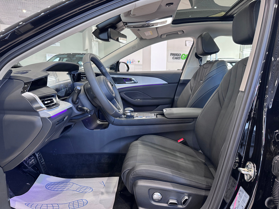 Hongqi H5 Делюкс Плюс, черный