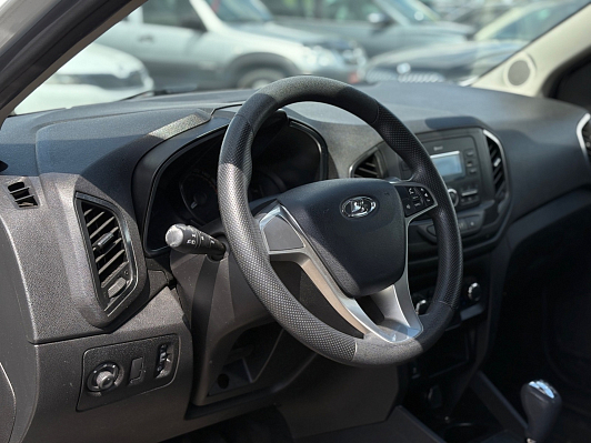 Lada (ВАЗ) XRAY Comfort, 2019 года, пробег 80500 км