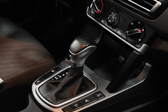 Kia Seltos Comfort, 2021 года, пробег 124700 км