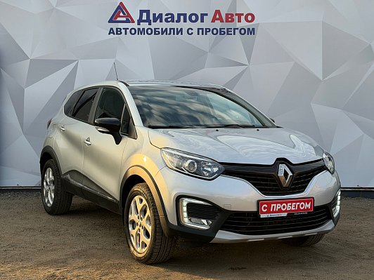 Renault Kaptur Play, 2017 года, пробег 150000 км