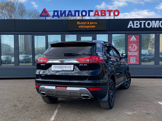 Geely Atlas Comfort, 2018 года, пробег 60000 км